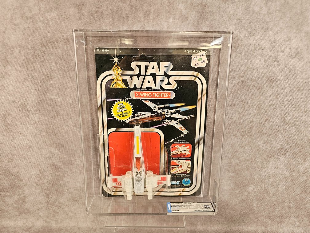 X-Wing Fighter 75+ EX+/NM