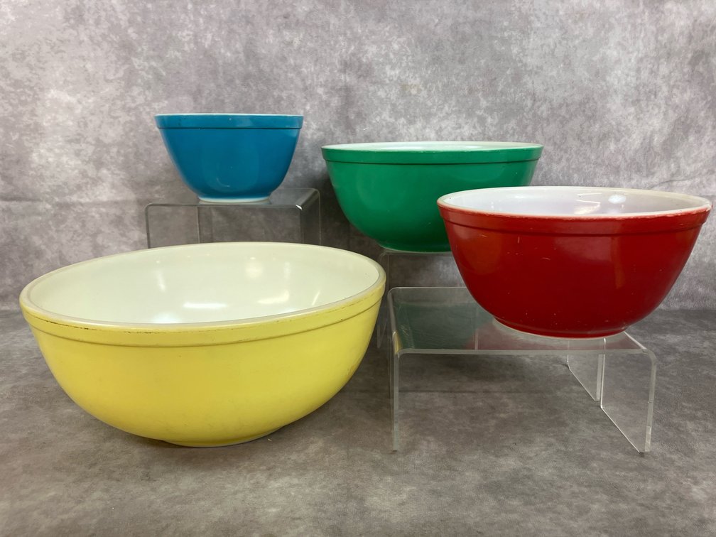 Pyrex Mixing Bowls