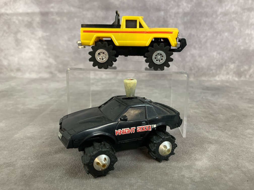 Stomper Jeep & Knight 2000 Cars