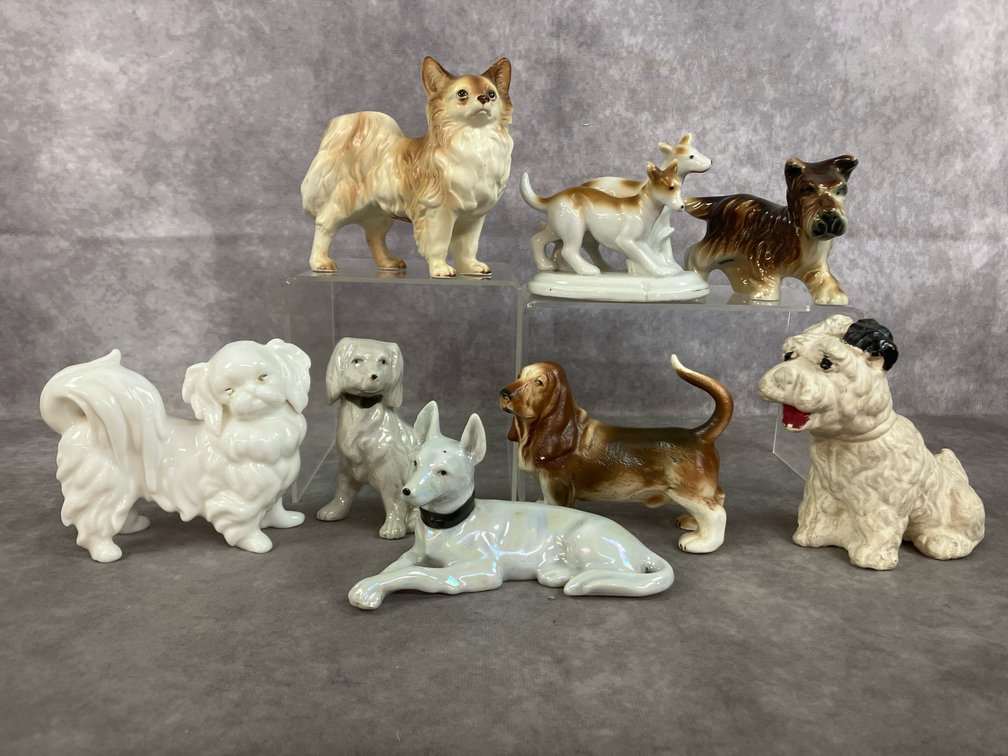 Dog Figures
