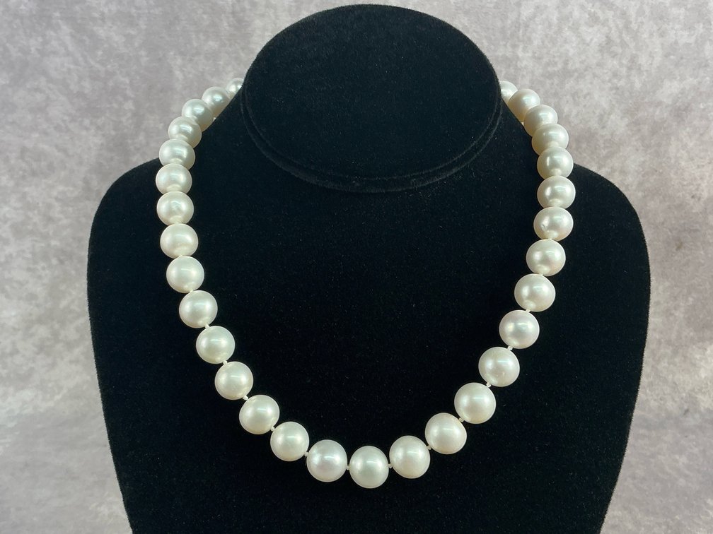 Pearl Necklace