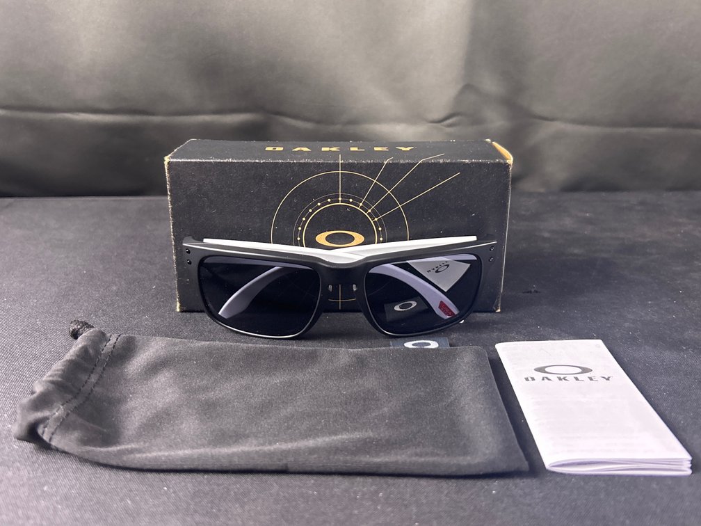 Oakley Holbrook Sunglasses
