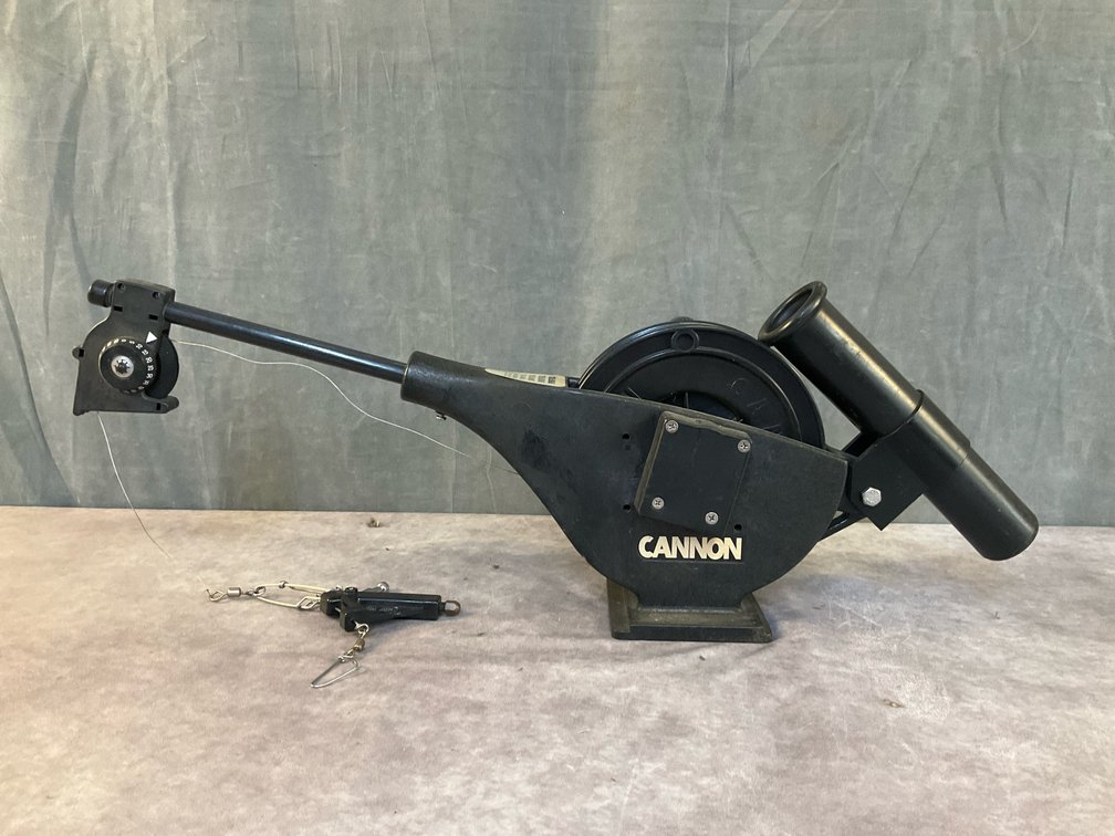 Cannon Downrigger