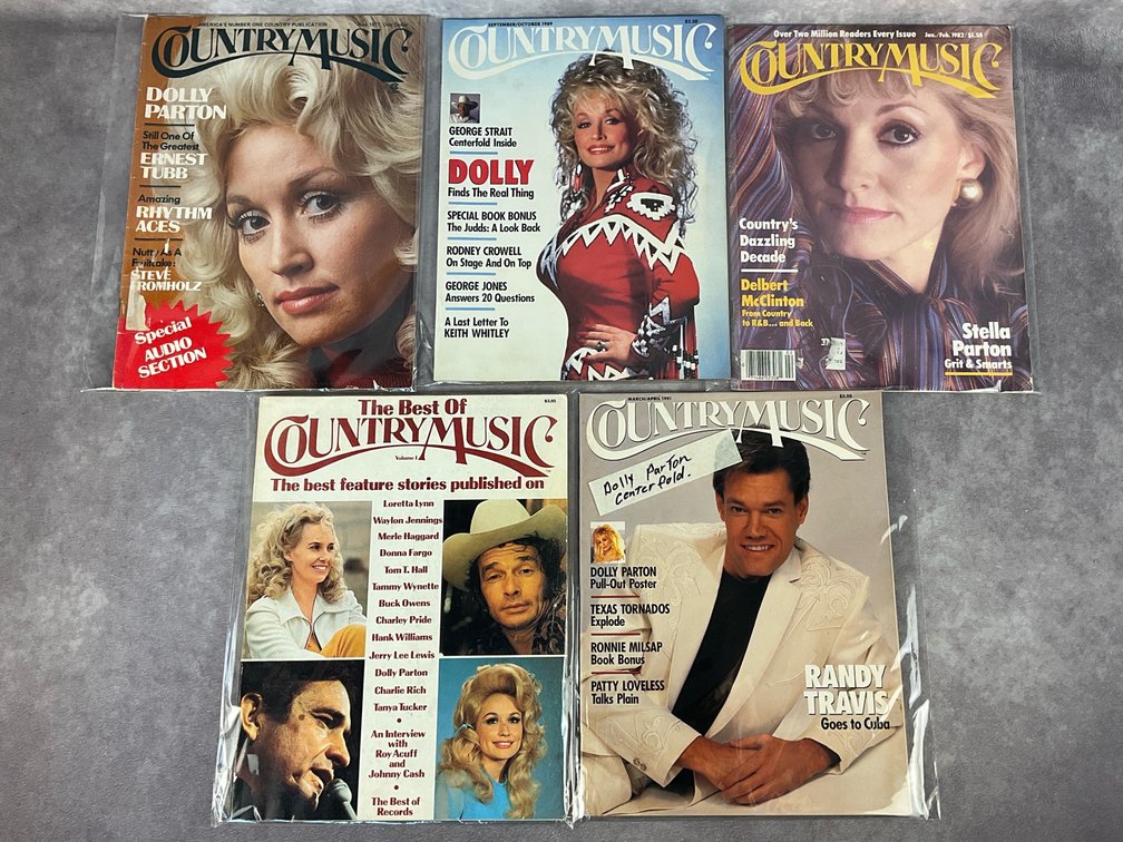 Dolly Parton Magazines
