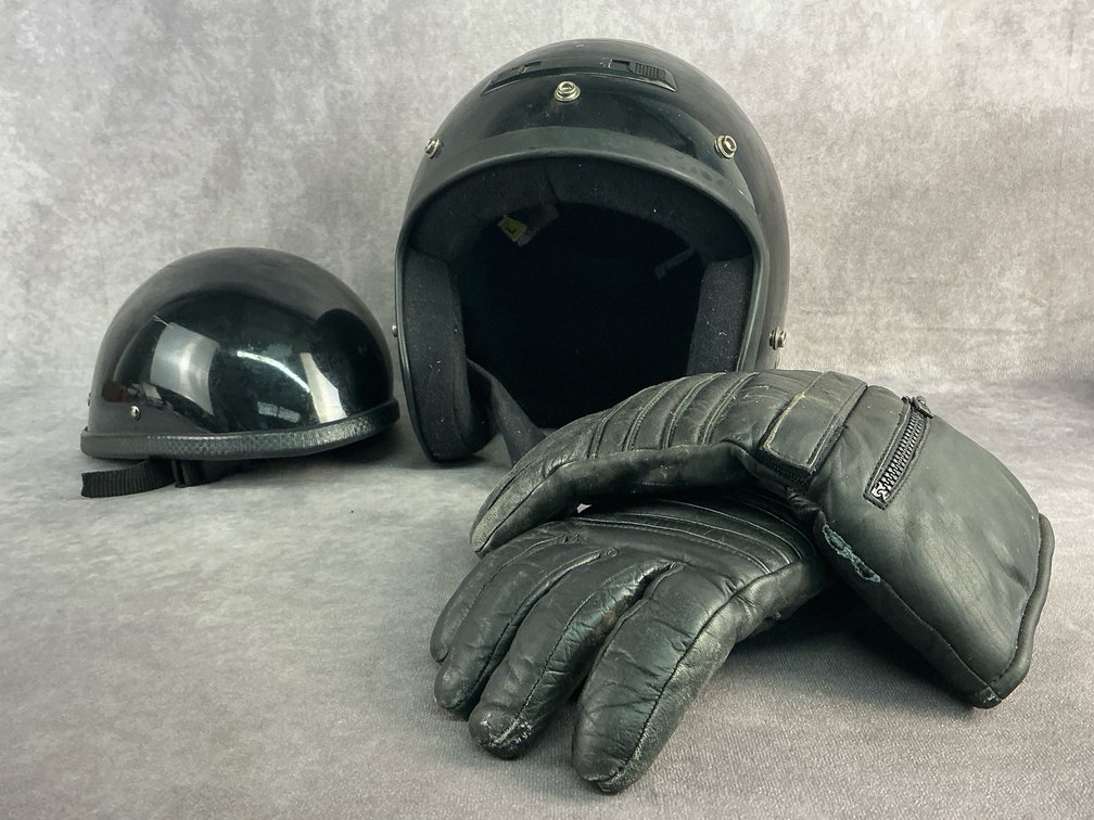 Helmets & Gloves