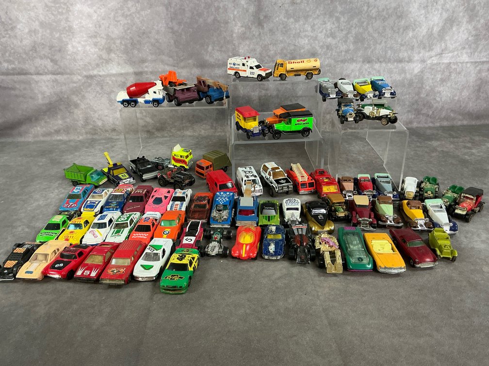 Die Cast & Plastic Cars