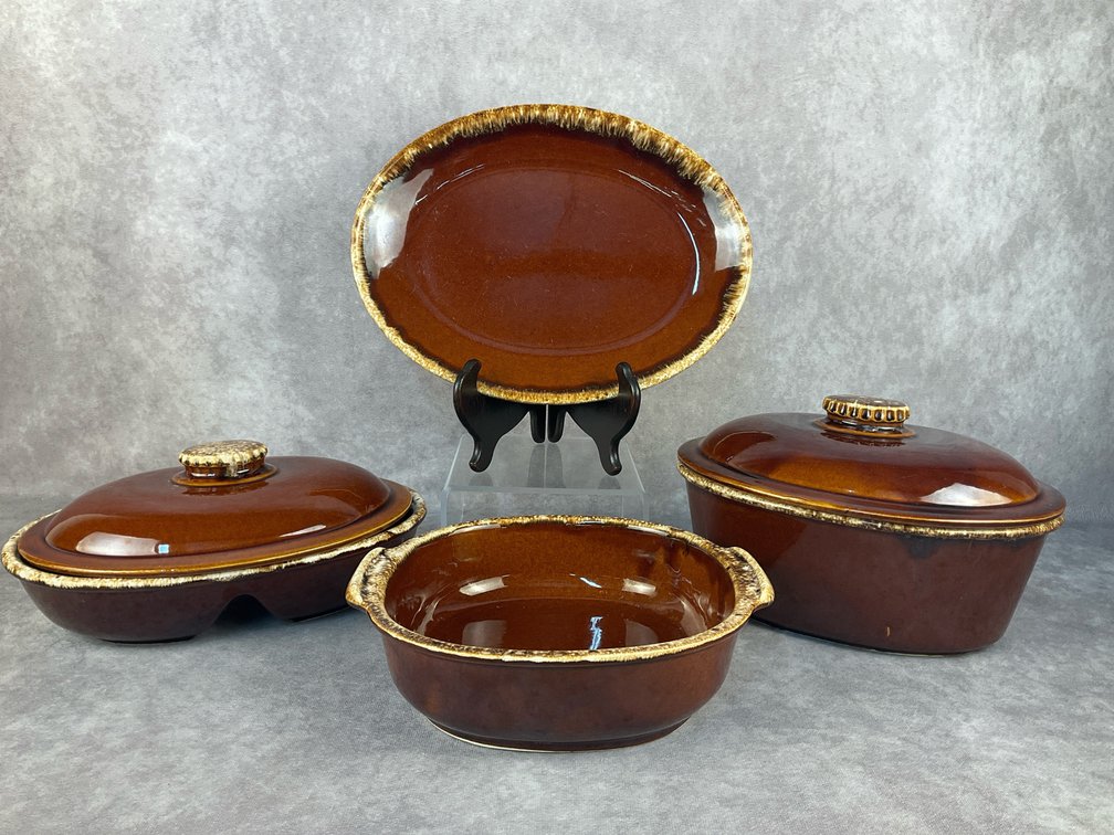 Hull Pottery Dishes
