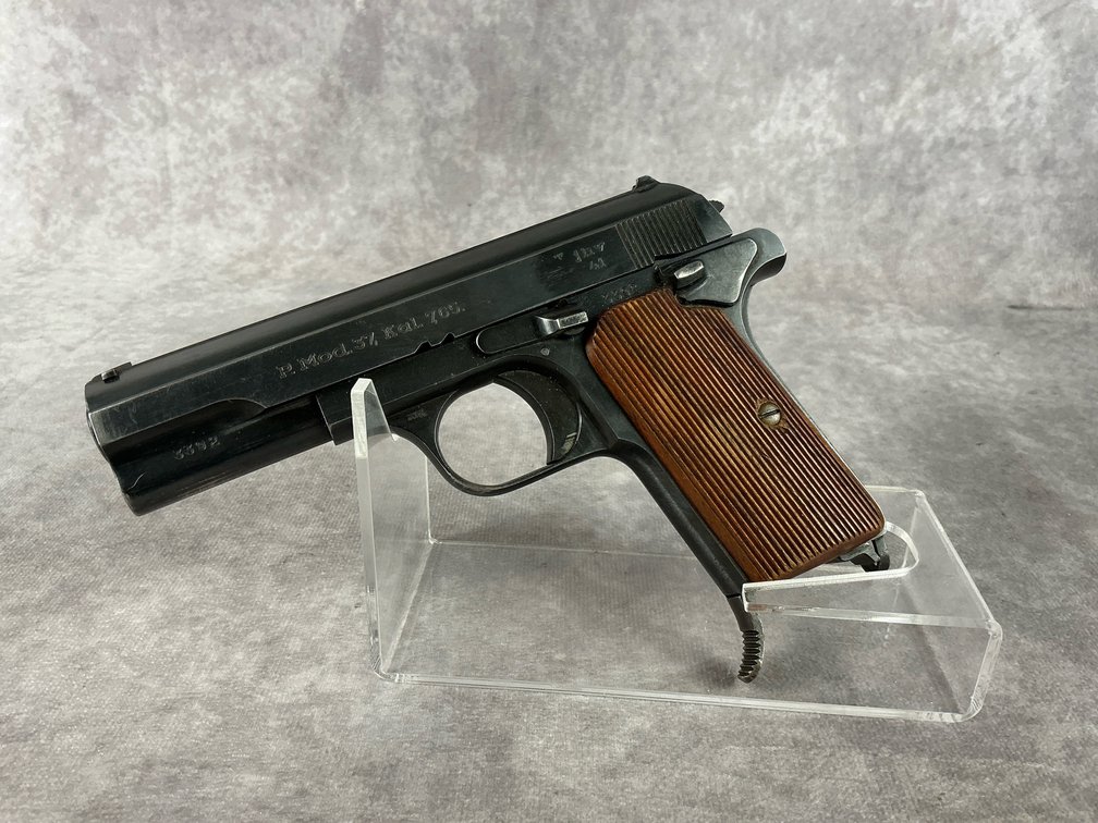 P. Model German Nazi Luftwaffe Military Pistol 