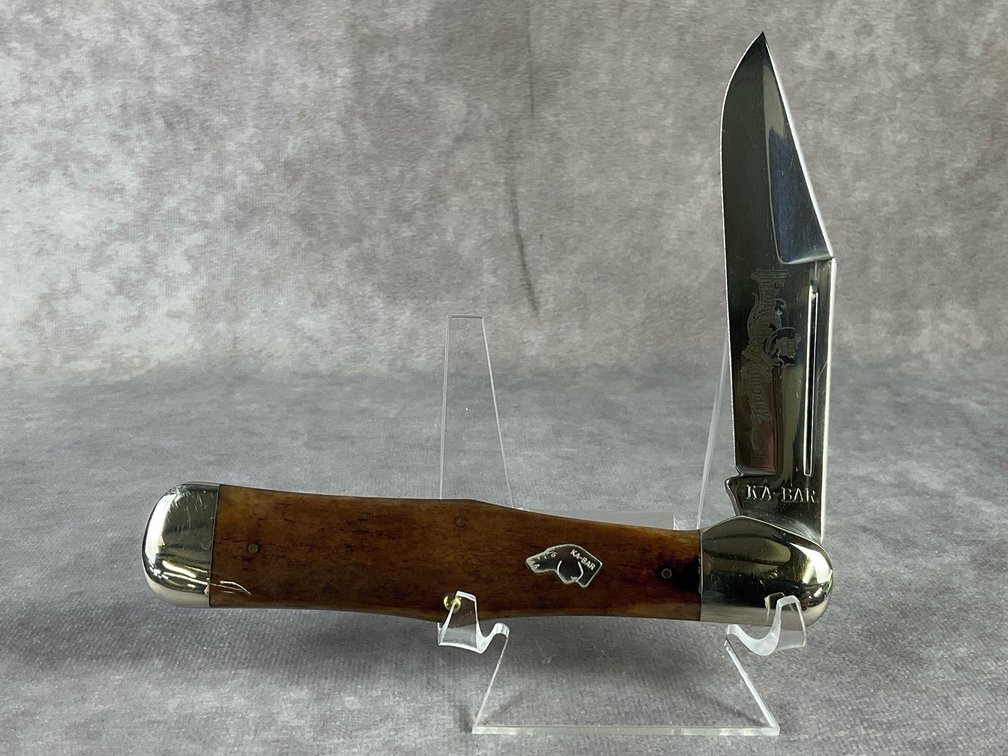 KA-BAR Dogs Head Knife by Union Cutlery 