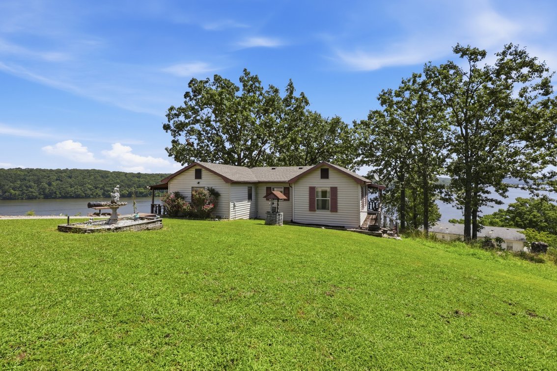 30643 Rosey Lane, Edwards MO 65326