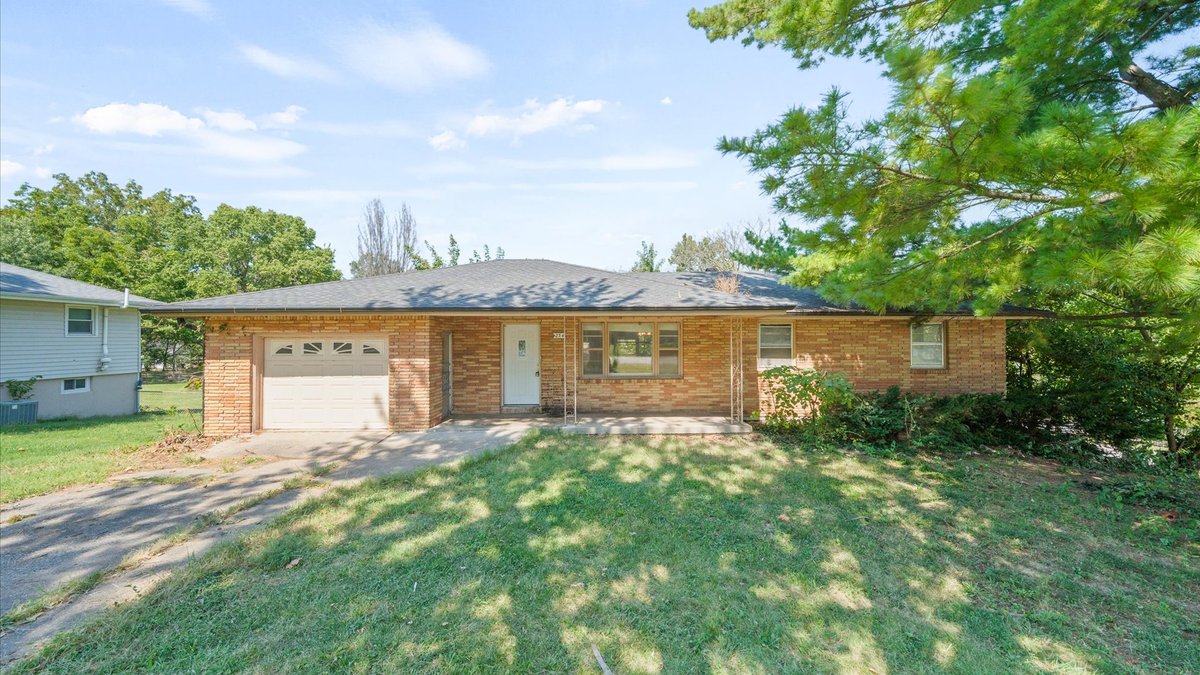 234 NE 86th Terrace, Kansas City, MO 64155