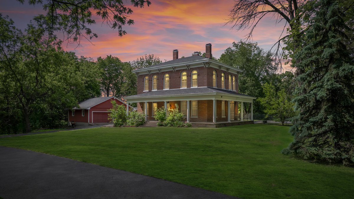 5322 SE Riverside Terrace, St Joseph, MO 64507