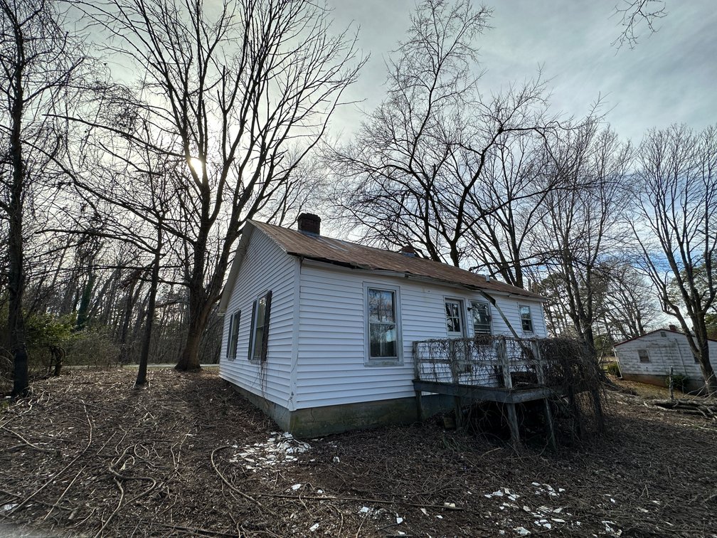 Image for 2 Bed & 1 Bath Fix and Flip Special near Farmville, VA