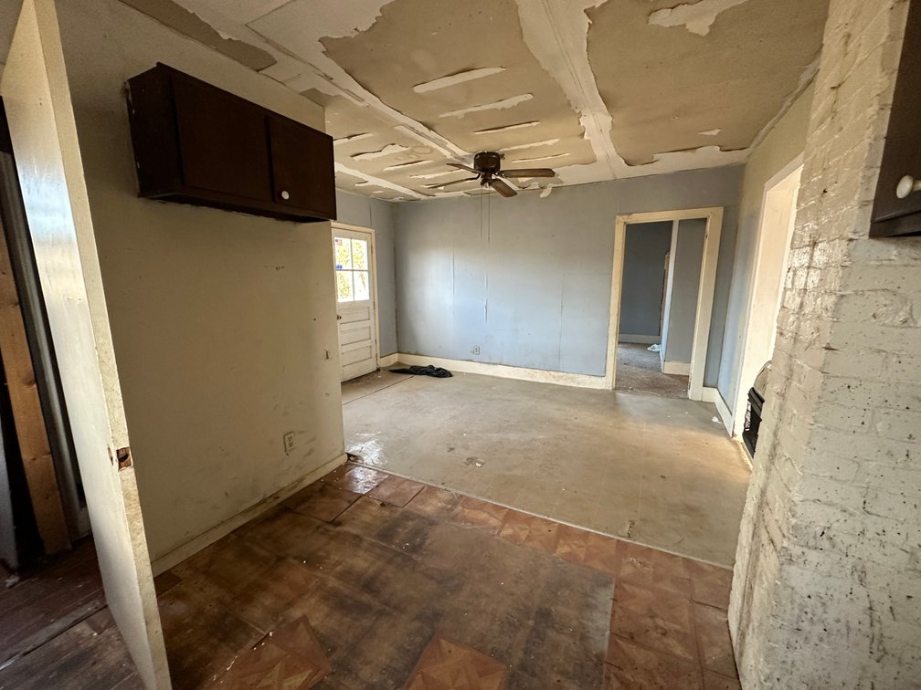Image for 2 Bed & 1 Bath Fix and Flip Special near Farmville, VA