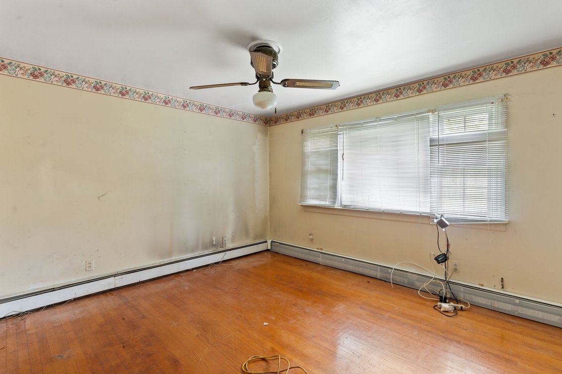 Image for Waterfront,  3 Bed / 2 bath, 1878 Sq. Tri-level on 1 Acre in Richmond, Va