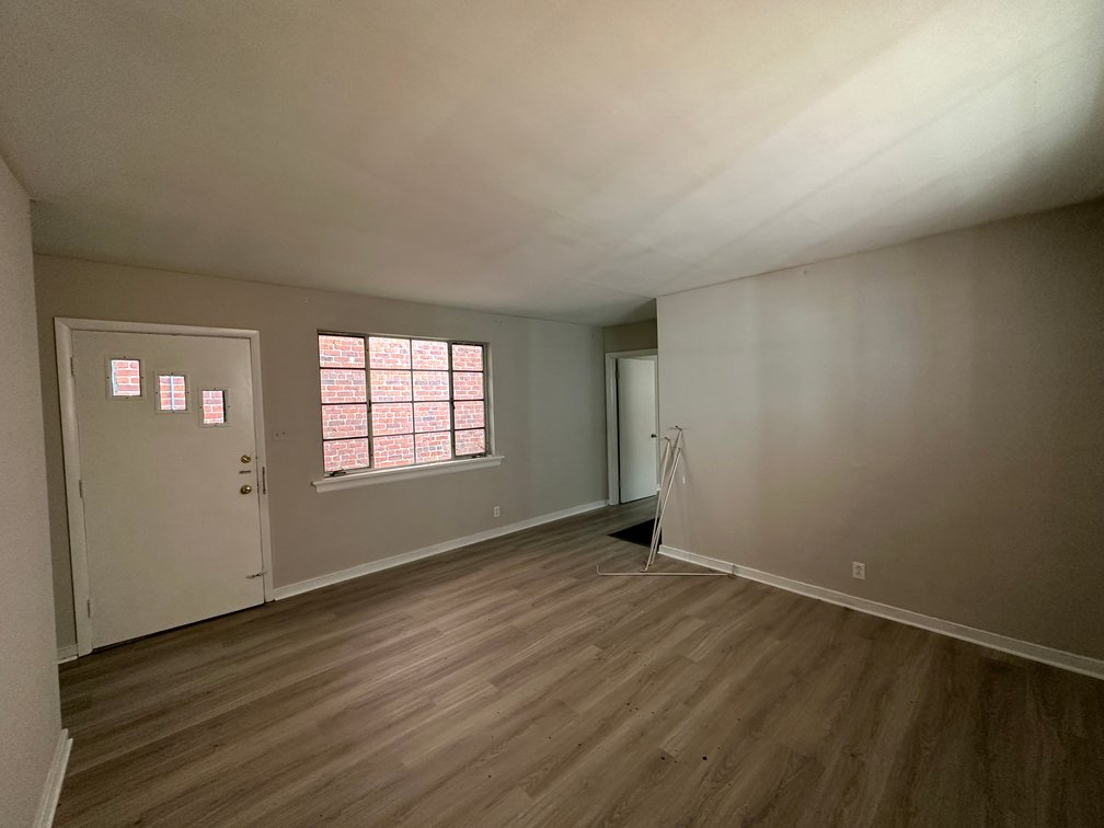 Image for 1 Bed/ 1 Bath Brick Rancher located in the Museum District ; 3228 W. Franklin St