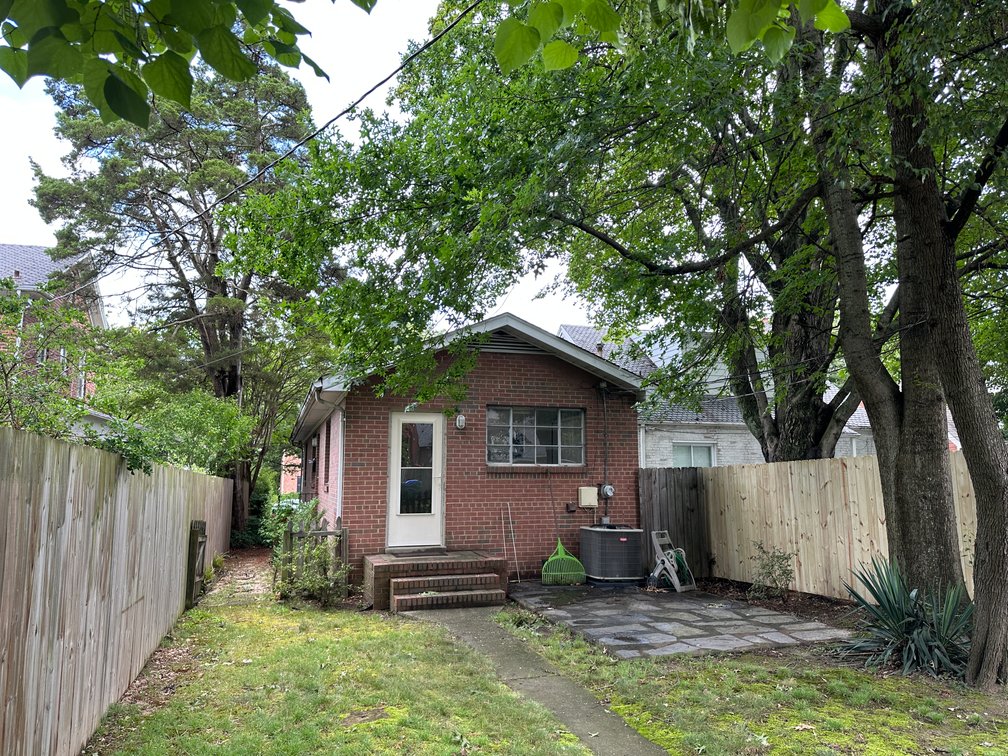 Image for 1 Bed/ 1 Bath Brick Rancher located in Willow Lawn; 4525 Fitzhugh Ave