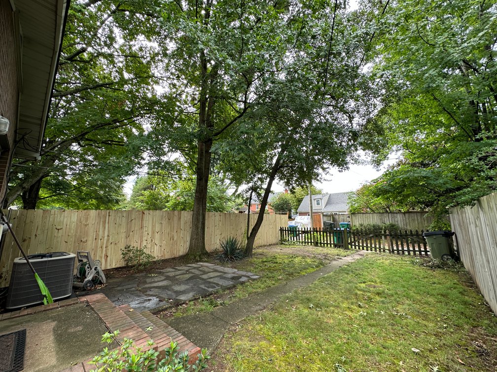 Image for 1 Bed/ 1 Bath Brick Rancher located in Willow Lawn; 4525 Fitzhugh Ave