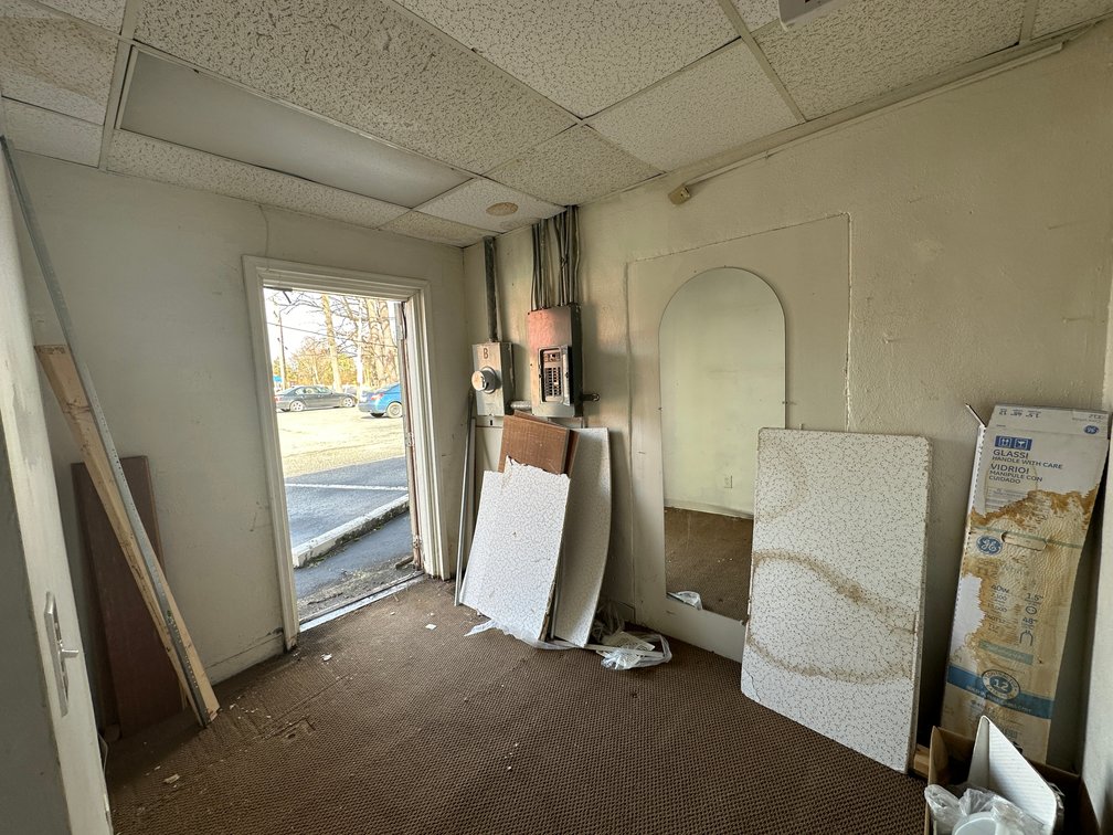 Image for Commercial Property at 10606 Warwick Blvd, Newport News, VA