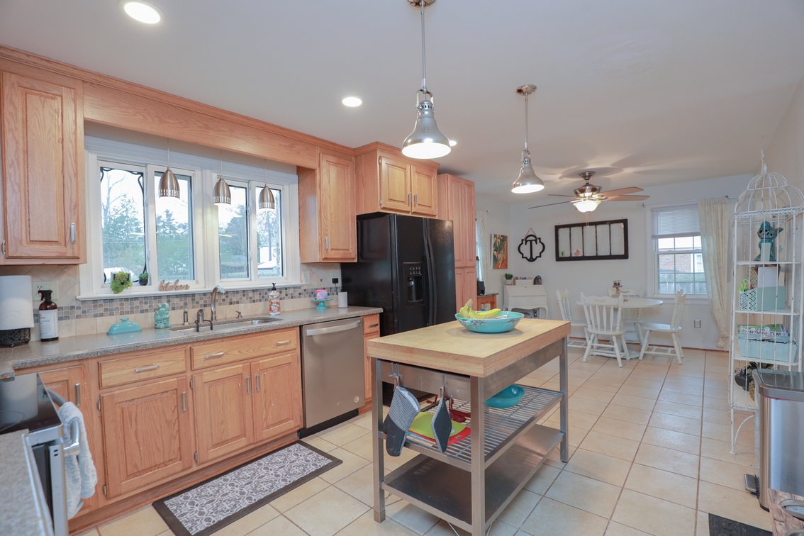 Image for 4 BR/2.5BA Charming Single-Family Home in West End Neighborhood - 2304 Briargrove Ct