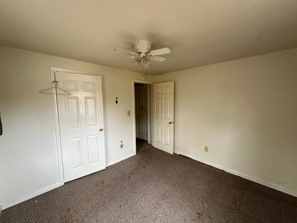 Image for House Flipper Special. Income Producing Opportunity in Fredericksburg, Va. 3 Bed/ 1 Bath, 920 Sq. ft on .41 Acres - Elk Dr