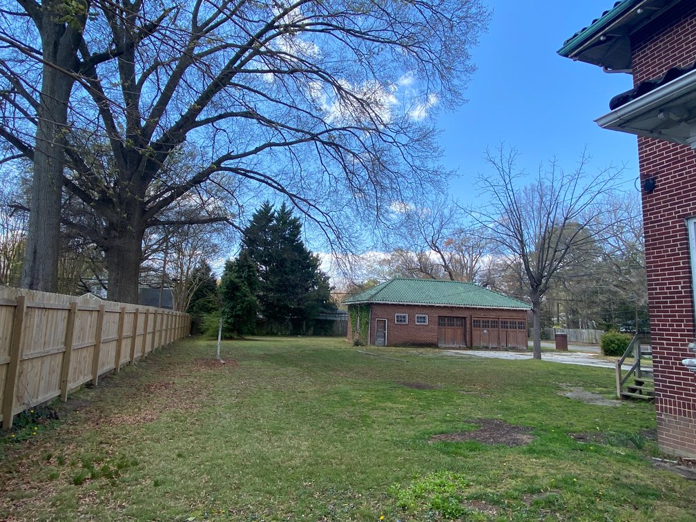 Image for Richmond VA - 2,792 SF Former Nursing Home - Zoned R-48 Multi Family Residential - 3822 Chamberlayne AVE
