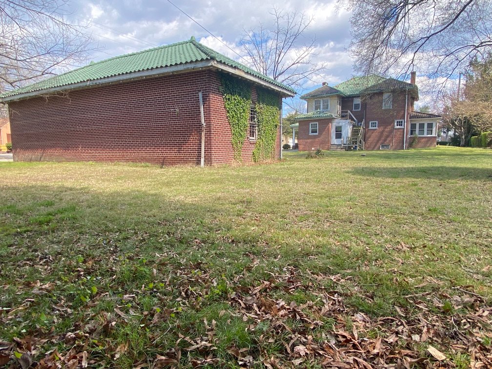 Image for Richmond VA - 2,792 SF Former Nursing Home - Zoned R-48 Multi Family Residential - 3822 Chamberlayne AVE