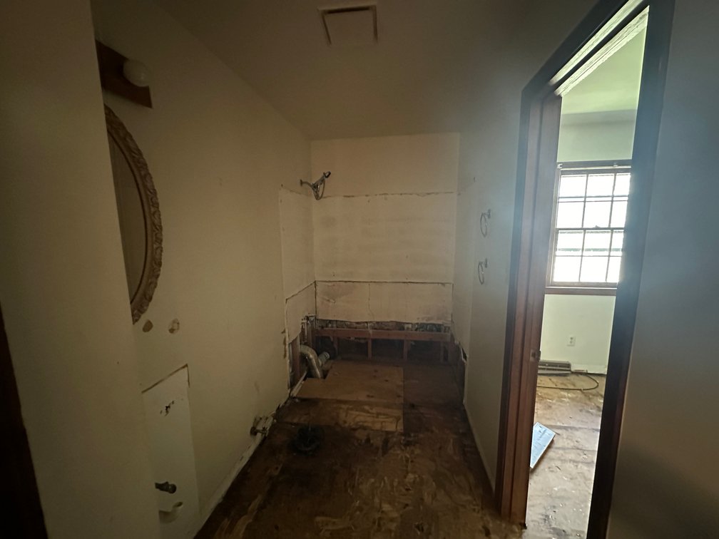 Image for Selling for the Estate of  Claiborne Cobb. House Flipper Special. 3 Bed/ 1 Bath, 1710 Sq. on 2.23 Acres+/- in Goochland, Va