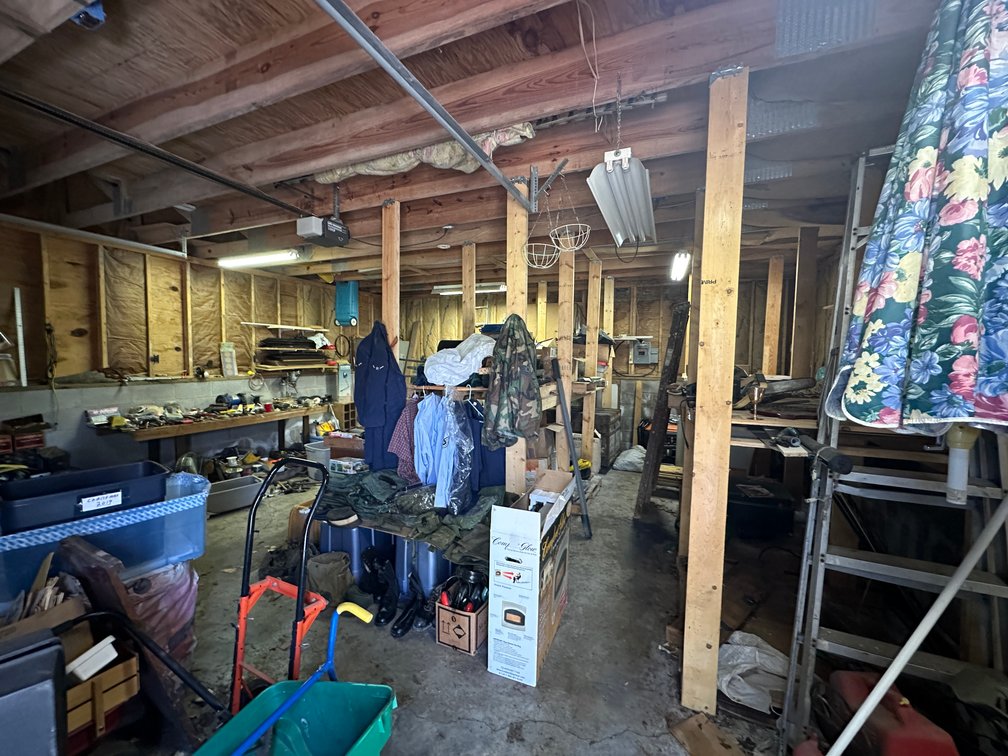 Image for Selling for the Estate of  Claiborne Cobb. House Flipper Special. 3 Bed/ 1 Bath, 1710 Sq. on 2.23 Acres+/- in Goochland, Va