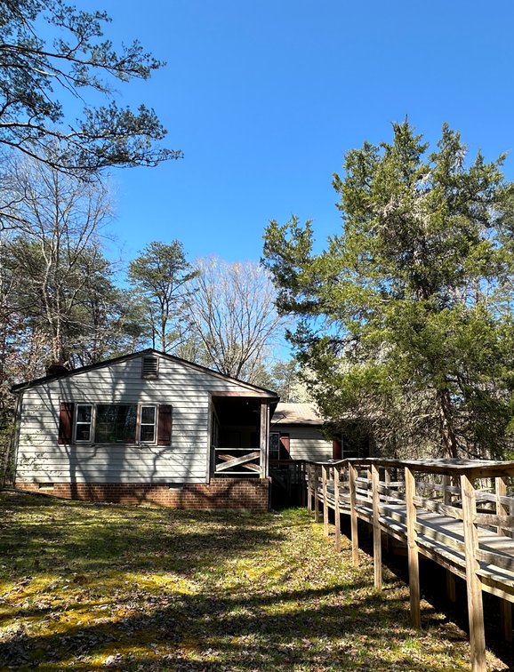 Image for Selling for the Estate of  Claiborne Cobb. House Flipper Special. 3 Bed/ 1 Bath, 1710 Sq. on 2.23 Acres+/- in Goochland, Va