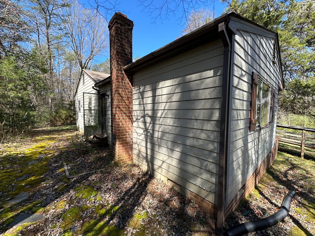 Image for Selling for the Estate of  Claiborne Cobb. House Flipper Special. 3 Bed/ 1 Bath, 1710 Sq. on 2.23 Acres+/- in Goochland, Va