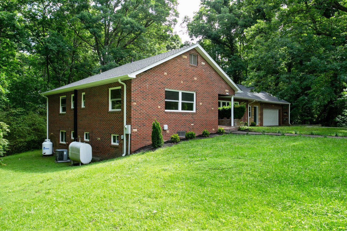 Image for Beautifully Renovated Brick Rancher on 1.33 Acres. 3 bed/ 3 bath, 2284 Sq.ft with an unfinished, 2000 +/-Sq.ft walkout basement.