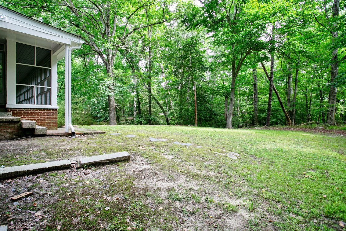 Image for Beautifully Renovated Brick Rancher on 1.33 Acres. 3 bed/ 3 bath, 2284 Sq.ft with an unfinished, 2000 +/-Sq.ft walkout basement.