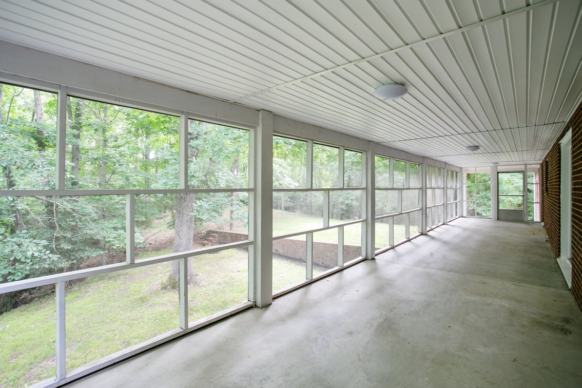 Image for Beautifully Renovated Brick Rancher on 1.33 Acres. 3 bed/ 3 bath, 2284 Sq.ft with an unfinished, 2000 +/-Sq.ft walkout basement.