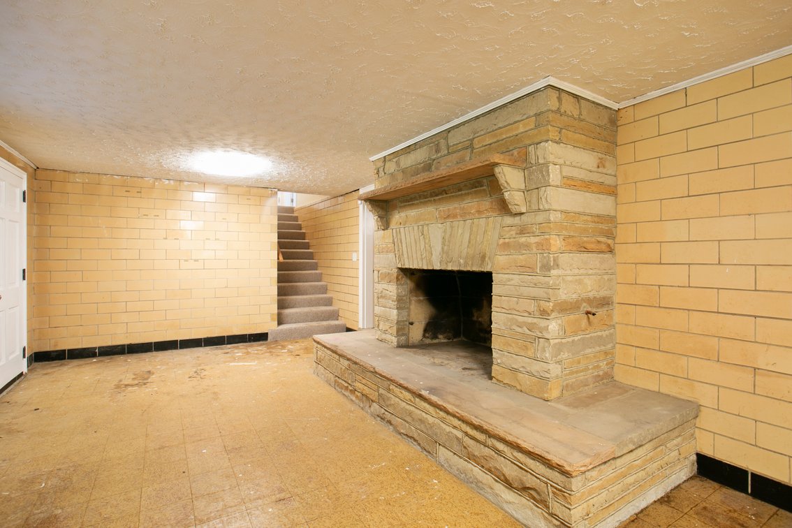Image for Beautifully Renovated Brick Rancher on 1.33 Acres. 3 bed/ 3 bath, 2284 Sq.ft with an unfinished, 2000 +/-Sq.ft walkout basement.