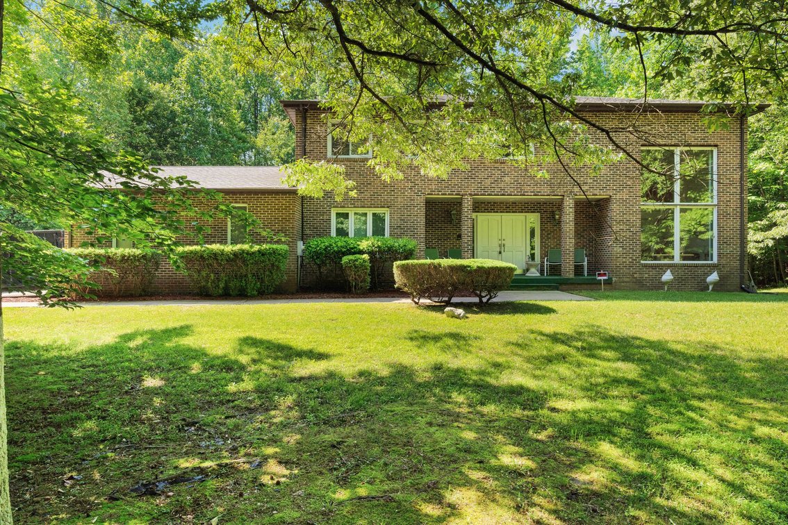 Image for Selling for the Estate Of Juanita Turley.  4 Bed/ 3 Bath, 4267 Sq. Ft on 1.89 Acres with Finished Basement. 8009 Poplar Hill Dr