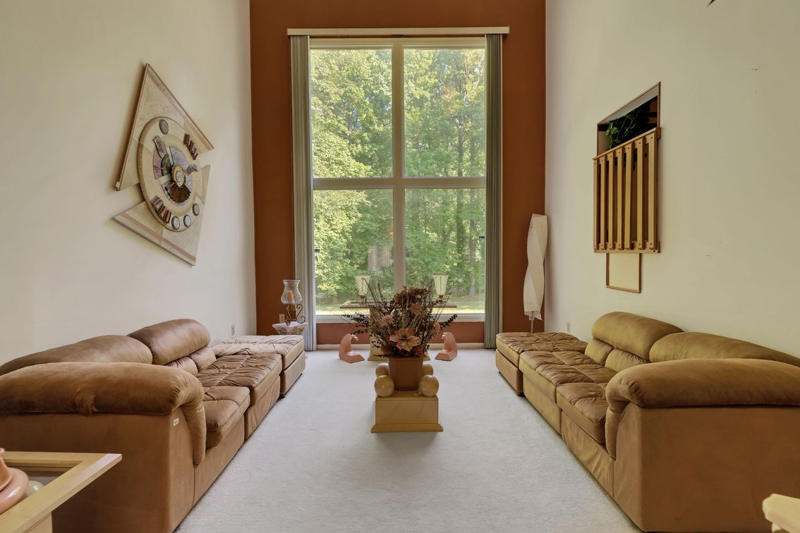 Image for Selling for the Estate Of Juanita Turley.  4 Bed/ 3 Bath, 4267 Sq. Ft on 1.89 Acres with Finished Basement. 8009 Poplar Hill Dr