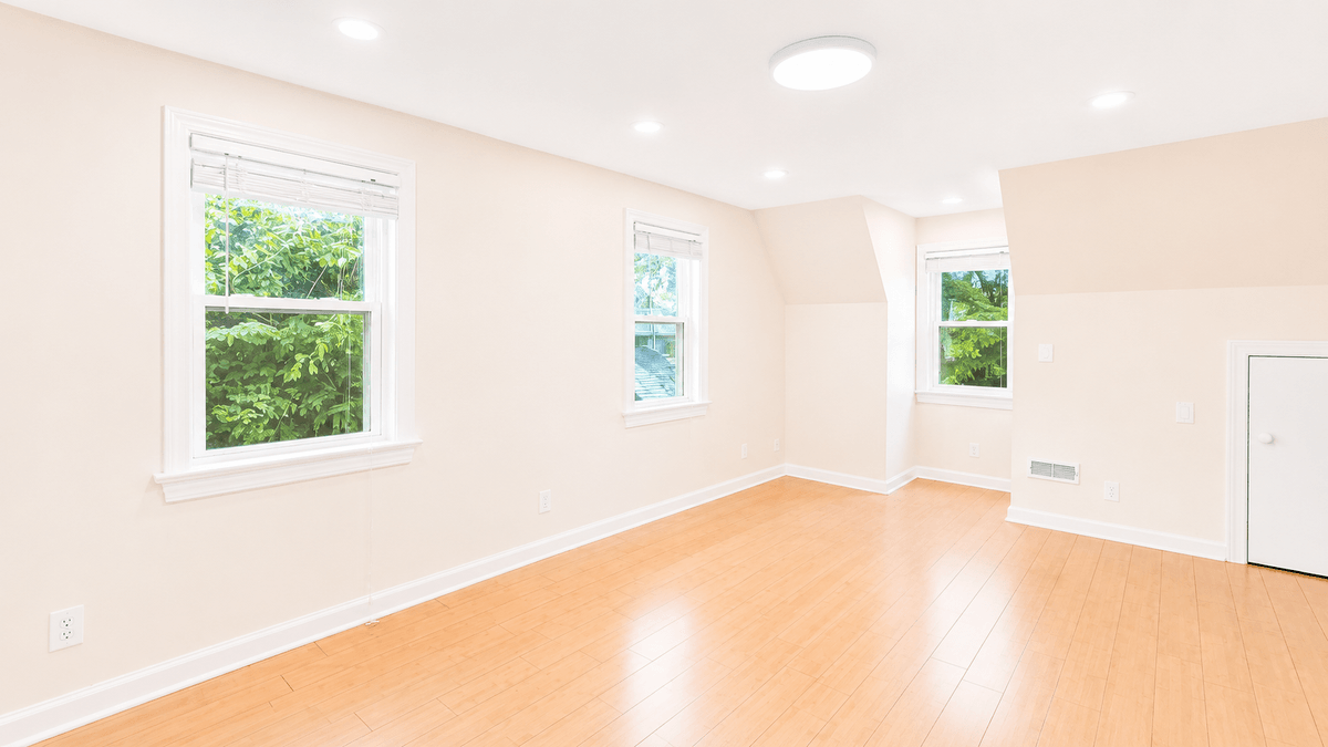 Image for Renovated  3BR/1.5BA Portsmouth Cape Cod with Detached Workshop