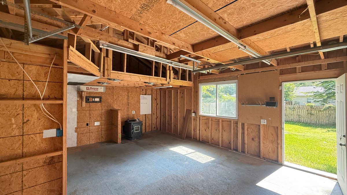 Image for Renovated  3BR/1.5BA Portsmouth Cape Cod with Detached Workshop