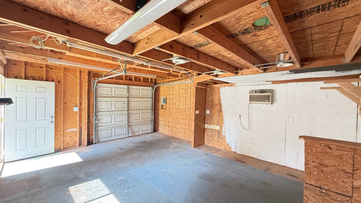 Image for Renovated  3BR/1.5BA Portsmouth Cape Cod with Detached Workshop