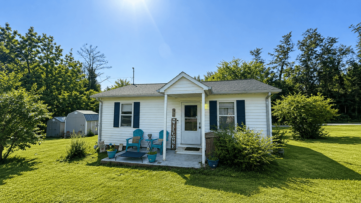 Image for Cozy 700 Sq. 2BR/1BA Ranch on.33 Acres+/-  Prince Edward County, VA