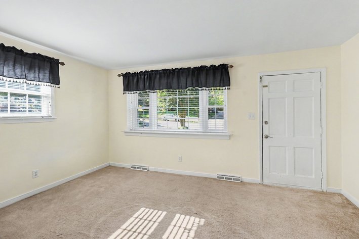 Image for Finally available after 30 years : Turnkey Tri-Level in Westbriar/Pinedale Farms-  Renovated Kitchen, New Systems, on a Third-of-an-Acre Lot