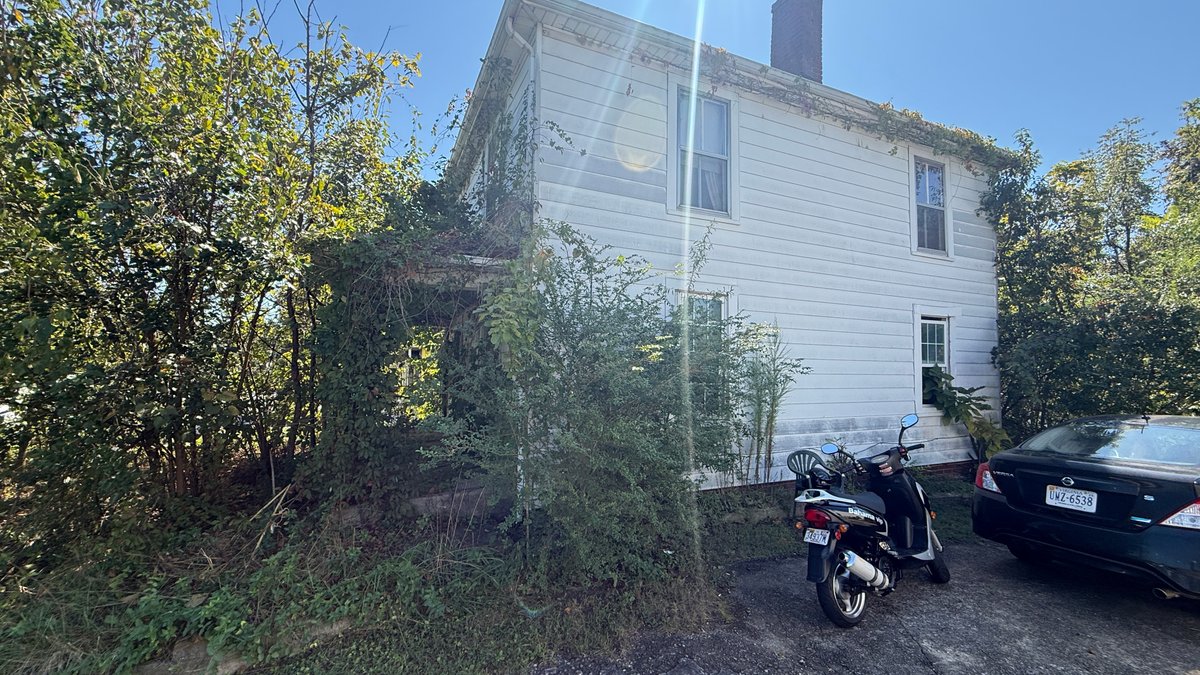 Judicial #9 (Eleanora Hendricks and Margaret) , Tax Map 41 (04 )00 /01B, Account#  000863900, TACS# 658866,  Improved Lot  0.161 Acres +/- , 305 Union Street, Martinsville  24112