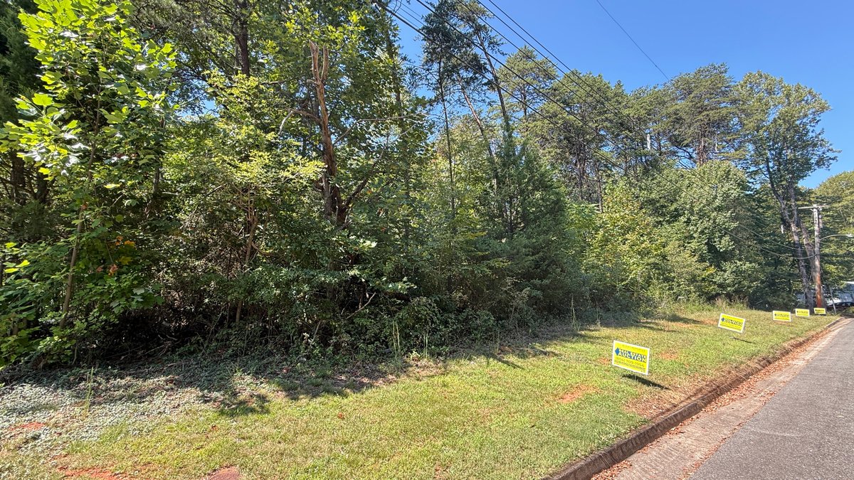 Judicial #12 (W M Manns) , Tax Map 27 (01)00 /19 20 21 22  Account# 000506700, TACS#658839,  Vacant Lot 4.51Acres +/- , 1400  MOUNTAIN RD . Martinsville, Va 24112
