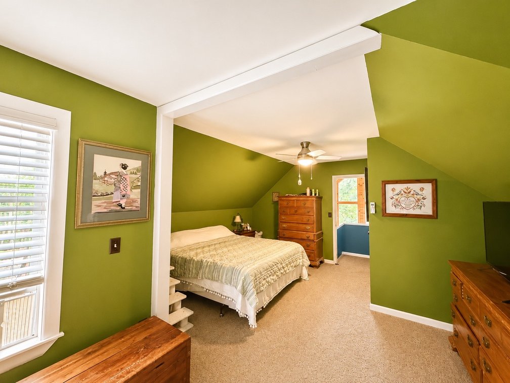 Image for Mountain Chalet on 7.34± Acres in Hot Springs VA, Minutes from The Omni Homestead Golf and Ski Resort