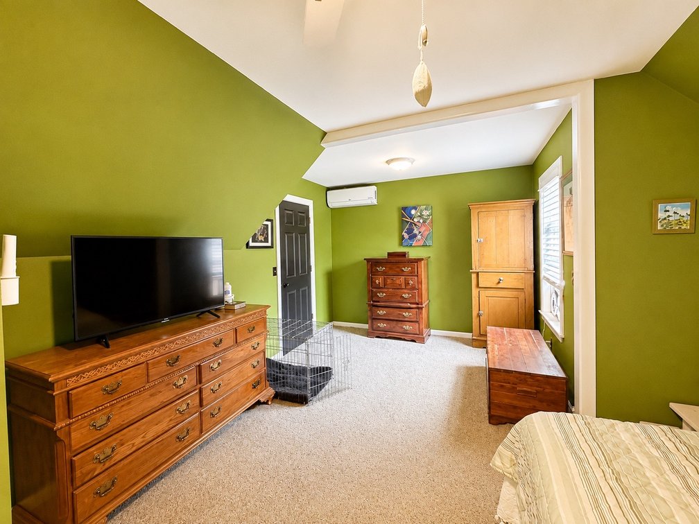 Image for Mountain Chalet on 7.34± Acres in Hot Springs VA, Minutes from The Omni Homestead Golf and Ski Resort