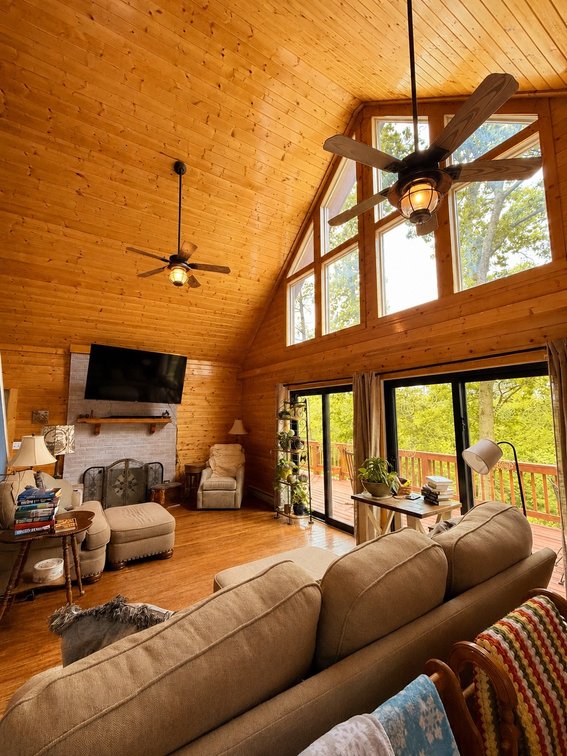 Image for Mountain Chalet on 7.34± Acres in Hot Springs VA, Minutes from The Omni Homestead Golf and Ski Resort