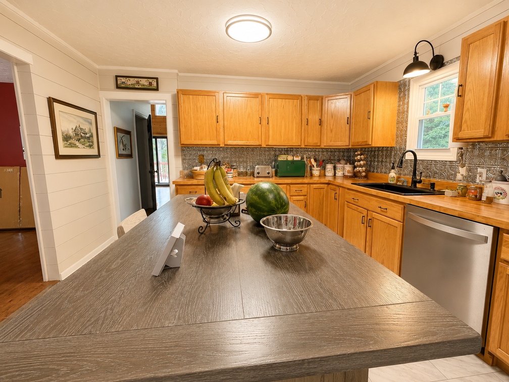 Image for Mountain Chalet on 7.34± Acres in Hot Springs VA, Minutes from The Omni Homestead Golf and Ski Resort