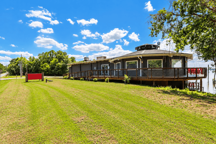 Image for Riverfront Restaurant and Entertainment Venue on the James River - Prince George, VA