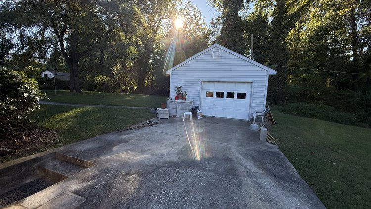 Image for Real Estate Auction – Brick Tri-Level on Cul-de-Sac in Henrico | 3102 Aqua Ct, Richmond, VA 23230